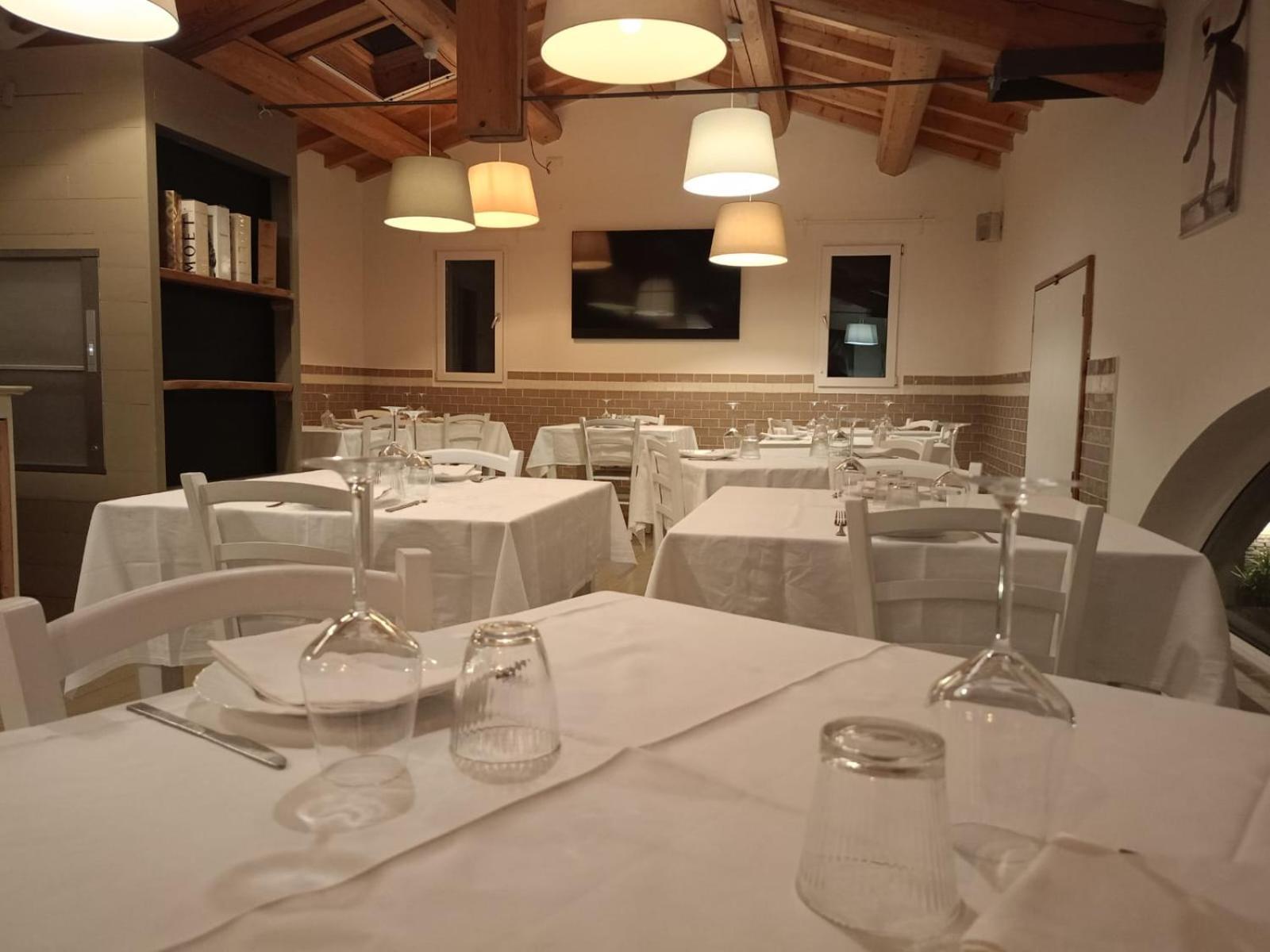 Il Salice Bed & Breakfast Ganaceto Bagian luar foto
